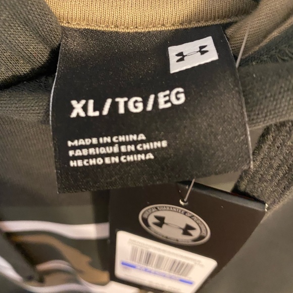 UnderArmour Camo Print Hoodie. New with tags. Only tried on 3x. Size XL. - Picture 4 of 4